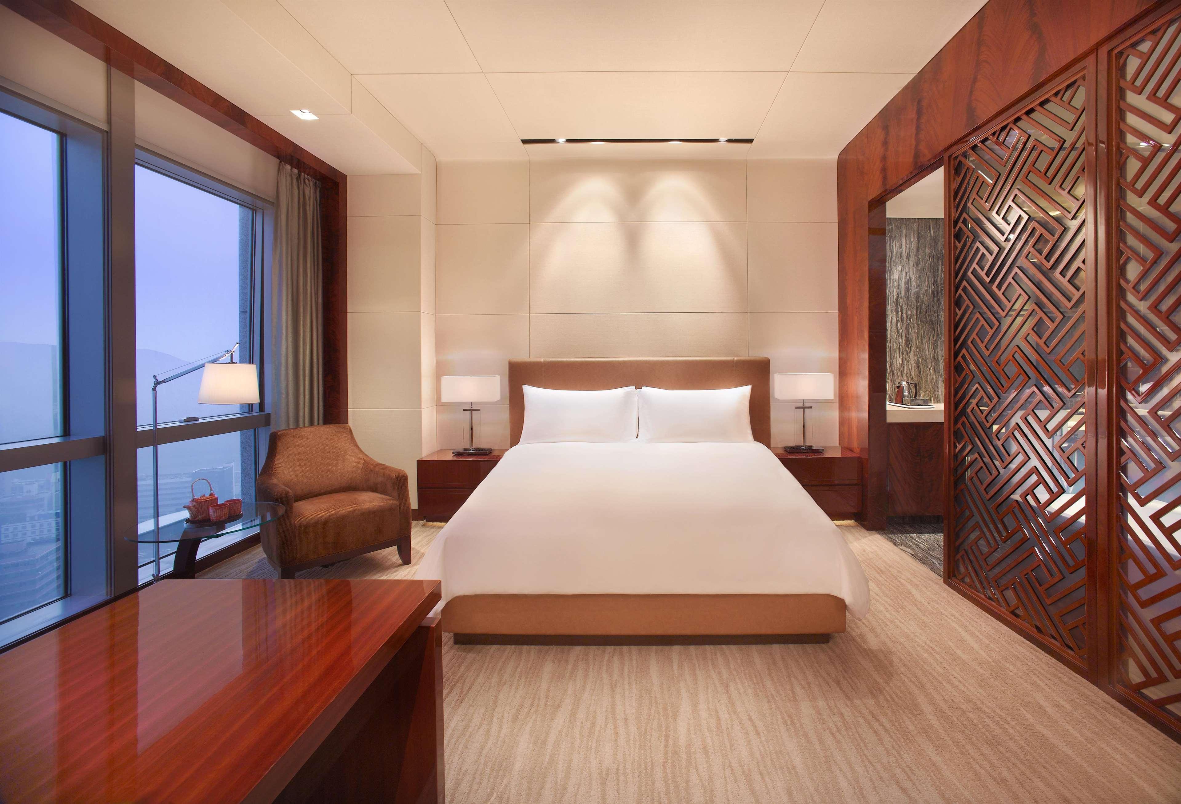 Grand Hyatt Shenzhen Ξενοδοχείο Δωμάτιο φωτογραφία
